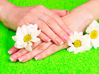 Как бороться с ломкостью ногтей