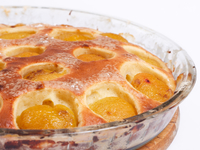 Клафути с консервированными абрикосами