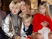 ТОП-10 знаменитых многодетных мам