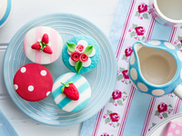 Как приготовить помадку для украшения торта