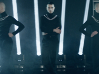 Группа KAZAKY показала провокационные танцы в новом клипе