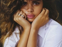 Как увеличить губы натуральным способом