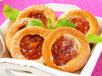 Как приготовить песочные корзиночки с джемом
