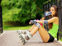 Чем полезно катание на роликах