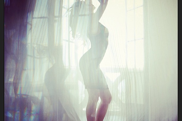 facebook.com/kylieminogue