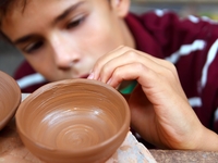 Как научиться лепить из глины