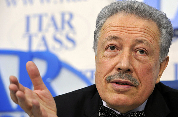 Умер российский телеведущий и музыковед Святослав Бэлза