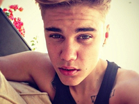 В Сеть попало видео Джастина Бибера, исполняющего расистскую песню