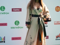 МУЗ-ТВ 2014: Ани Лорак вышла на московскую сцену в кожаном купальнике