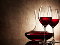 Как готовить домашнее вино из черной шелковицы