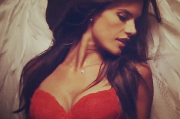 instagram.com/alessandraambrosio