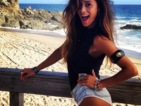 Мулатка Николь Шерзингер похвасталась фигурой в новом клипе