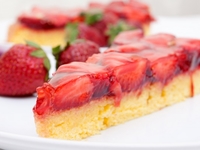 Клубничный пирог с желе: Три летние идеи