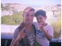 Игроки ЧМ-2014 с детьми: ТОП-20 фото