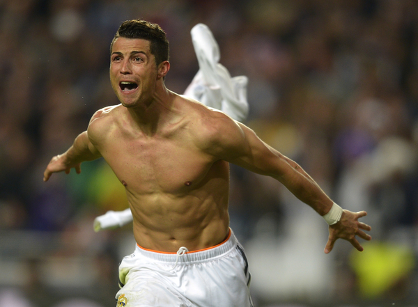 Чемпионат мира по футболу 2014: ТОП-13 фото горячих спортсменов