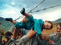 Такое разное детство: Фотографии из жизни детей