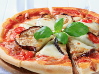 Пицца с баклажанами