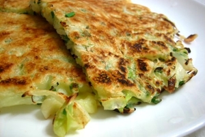 Как приготовить блины из кабачков (ВИДЕО)