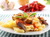 Паста с баклажанами: Три летние идеи