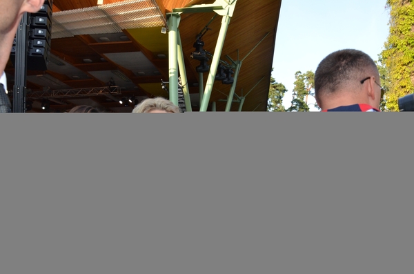 Басков надел футболку с изображением Валерии, Кобзона и Газманова