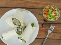 Рулет из лаваша со шпротами