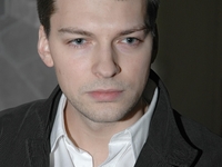 Актер Даниил Страхов едва не попал в ДТП