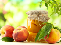 Консервированные персики