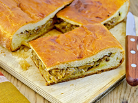 Пирог с грибами и капустой