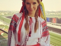 День независимости: ТОП-7 звезд в вышиванках