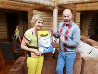 Дача лидера группы Несчастный случай: Шмели и огромный бильярдный стол