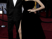 Громкий развод: ТОП-10 стильных образов Анджелины Джоли и Брэда Питта