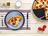 Пицца с колбасой: ТОП-5 рецептов