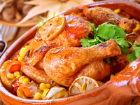 Запеченная курица с картофелем и лимоном