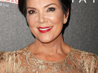 Модный конфуз: 58-летняя мама Ким Кардашян перестаралась с мини