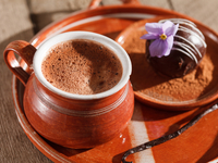 Горячий шоколад с ванилью