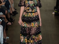 Побывать в раю: Весенняя коллекция Marchesa