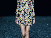 Неделя моды в Лондоне: Мэри Катранзу представила новую коллекцию