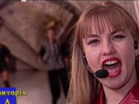 В Сеть попал клип Камалии 17-летней давности