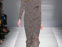 Max Mara посвятил коллекцию актрисе из Семейки Аддамс