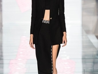 Королева итальянской моды: Донателла Версаче показала новую коллекцию