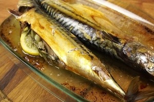 Как запечь скумбрию (ВИДЕО)
