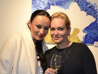 Экс-супруга Нестора Шуфрича впервые вышла в свет после родов