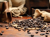 Мастер-класс: Декорируем блокнот кофейными зернами (ВИДЕО)