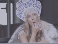 Ленинград презентовал клип Патриотка: Кокошник, военная шапка и медведь