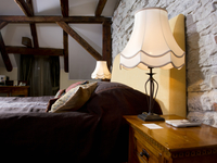 Как с помощью цвета и формы сделать спальню, в которой хочется любить?