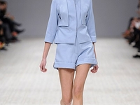 Женщина-скаут в коллекции BOBKOVA