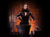 Гороскоп на Хэллоуин: Какая ты нечисть по знаку зодиака