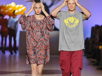 Счастливы вместе: Эпатажный показ от Алексея Залевского