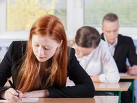 Прием в украинские вузы: абитуриентов зачислят в первую волну