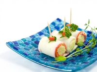 Новогодние закуски из крабовых палочек: ТОП-5 рецептов